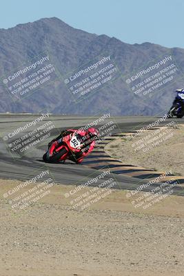 media/Oct-05-2025-CVMA (Sun) [[beeef4f201]]/Race 16-Formula Middleweight/